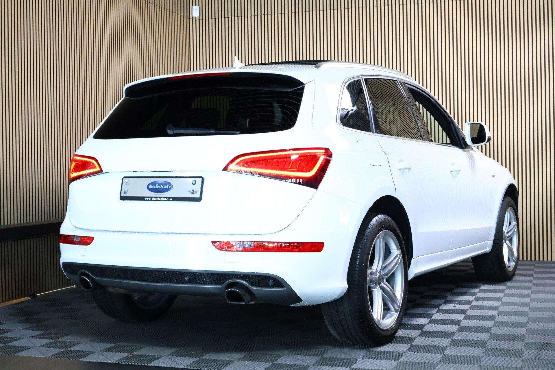 Audi Q5 2.0 TFSI Quattro S-Line PANODAK NAVI AUTOMAAT SPORTL, Auto's, Gebruikt, Zwart, 4 cilinders, 1795 kg