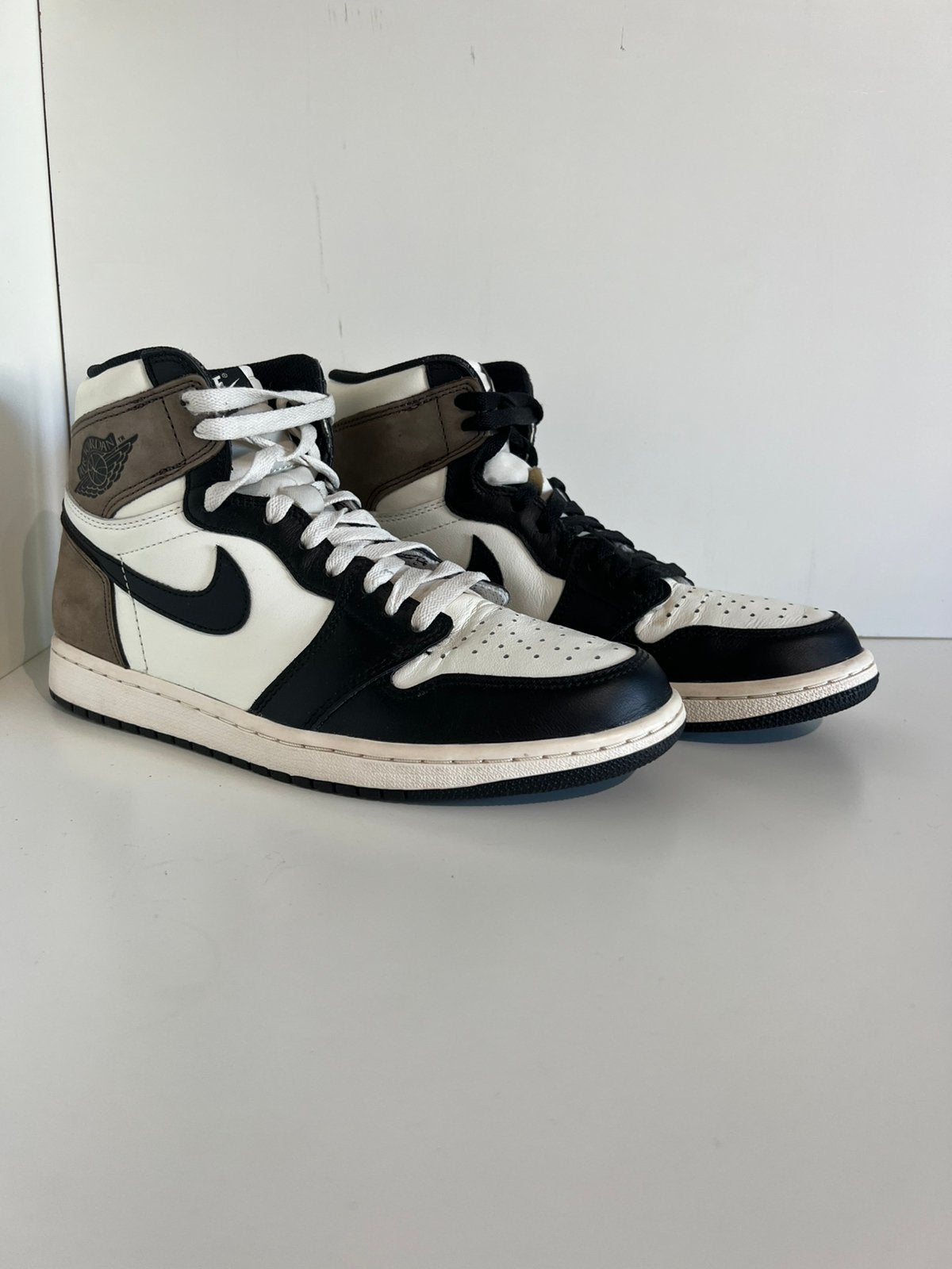 Nike Air Jordan 1 high Dark Mocha, Bruin, ., Ophalen of Verzenden, .