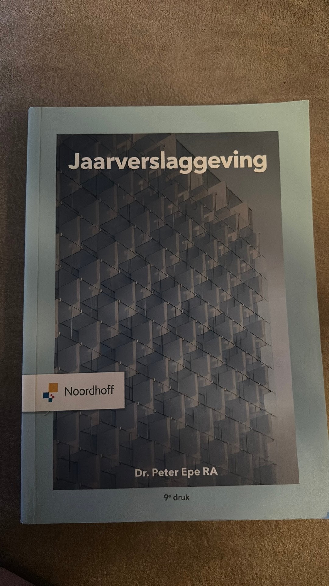 Peter Epe - Jaarverslaggeving + opgaven, Economie, Ophalen of Verzenden, Zo goed als nieuw, Peter Epe
