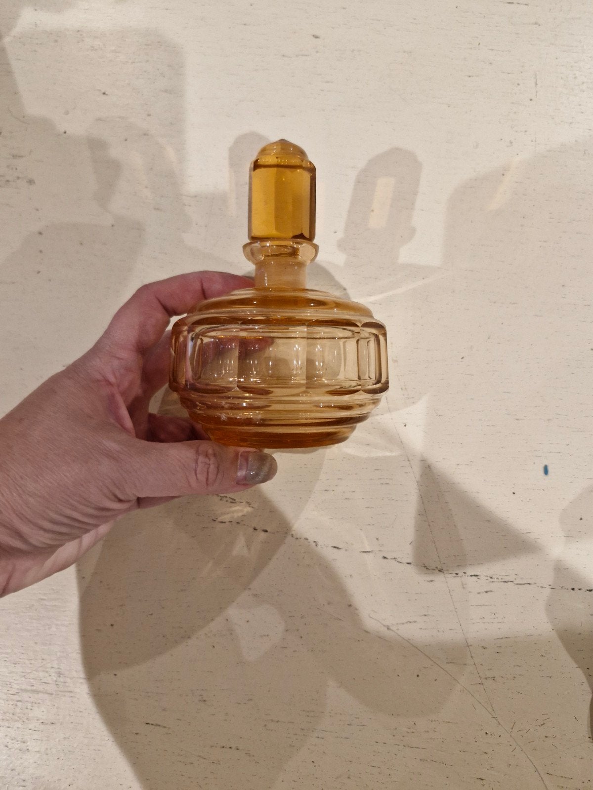 Tsjechische Art Deco Amberkleurige Parfumfles met Stop, Ophalen