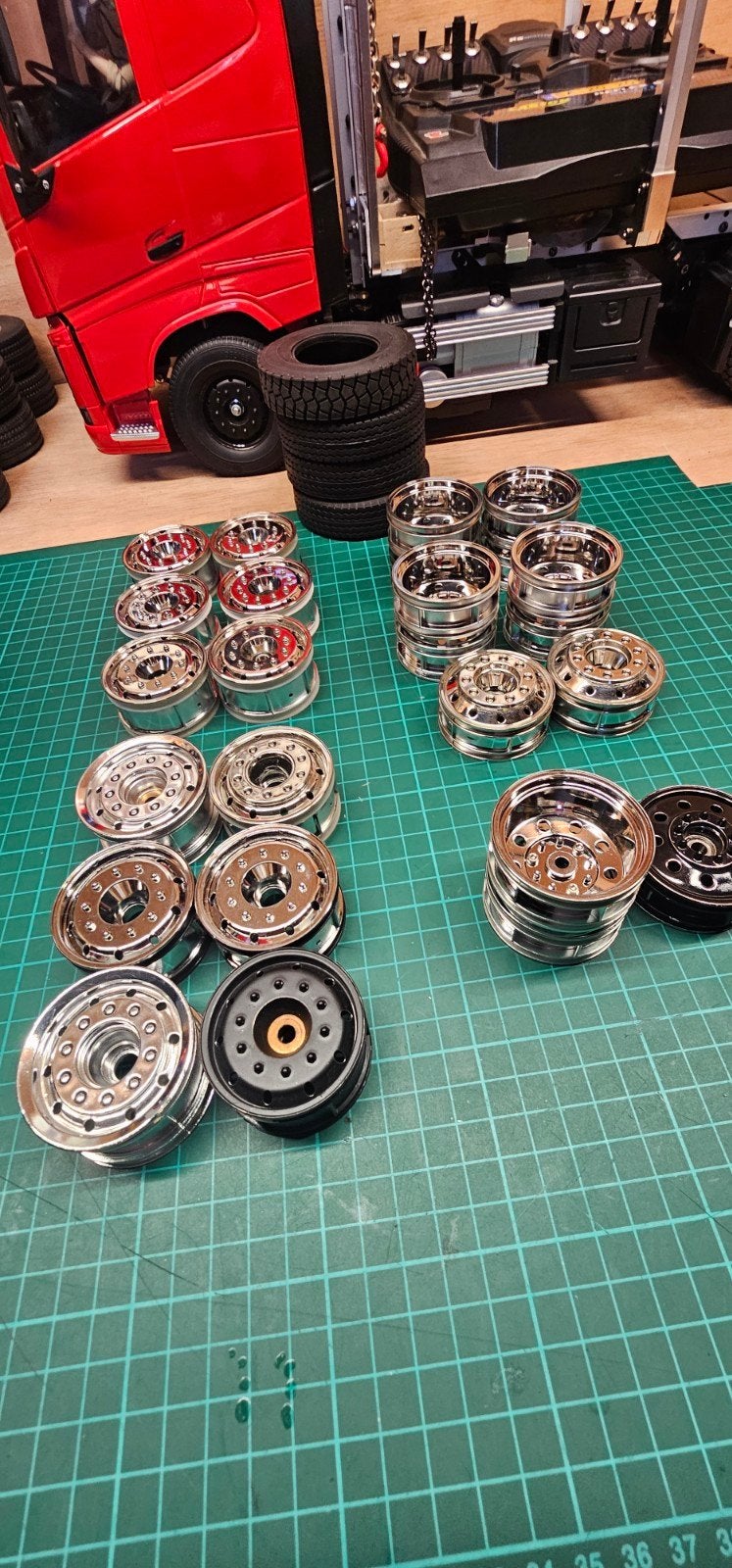 Tamiya truck div velgen, Hobby en Vrije tijd, Ophalen, Schaal 1:14, Overige typen, Zo goed als nieuw