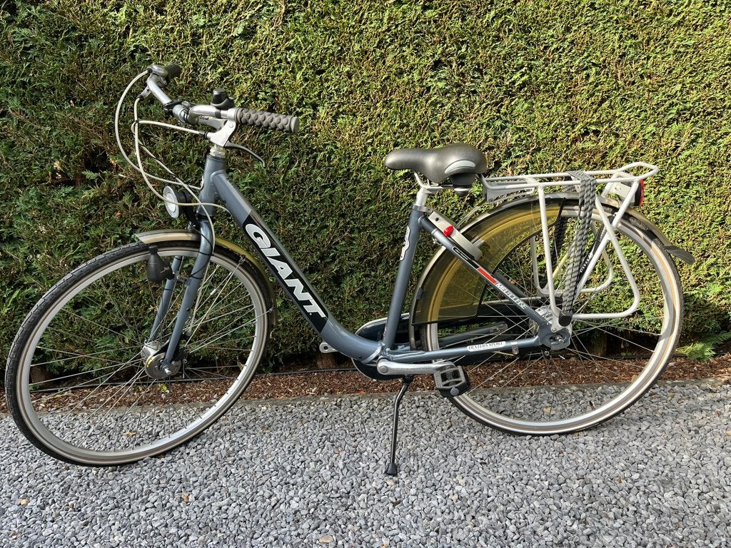 Damesfiets Giant Melbourne, Fietsen en Brommers, Ophalen, (Extra) lage instap, Giant, Zo goed als nieuw