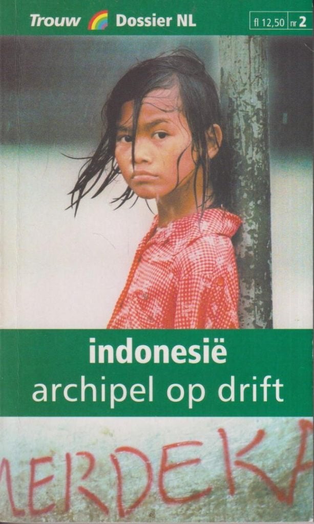 Indonesië. Archipel op drift. Trouw Dossier NL nr 2^^, Ophalen of Verzenden, Zo goed als nieuw, Wereld