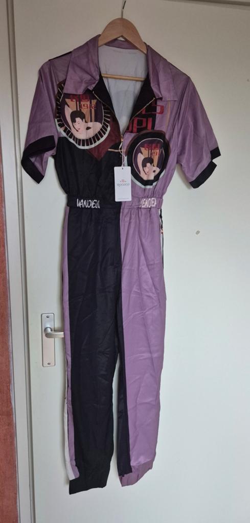 Nieuwe jumpsuit in maat S. De okselmaat is 46 cm., Kleding | Dames, Huispakken, Ophalen of Verzenden, Nieuw, Maat 36 (S), Paars