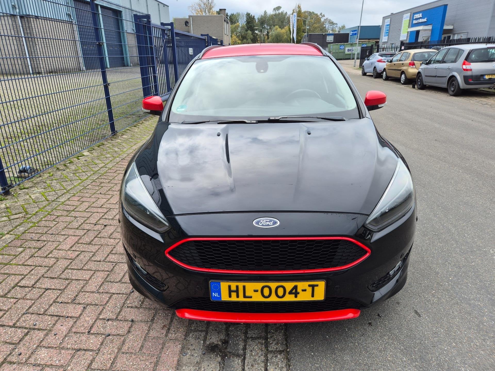 Foto 7 van Ford Focus Wagon 1.5 Black Edition ST Look *AKTIEPRIJS!