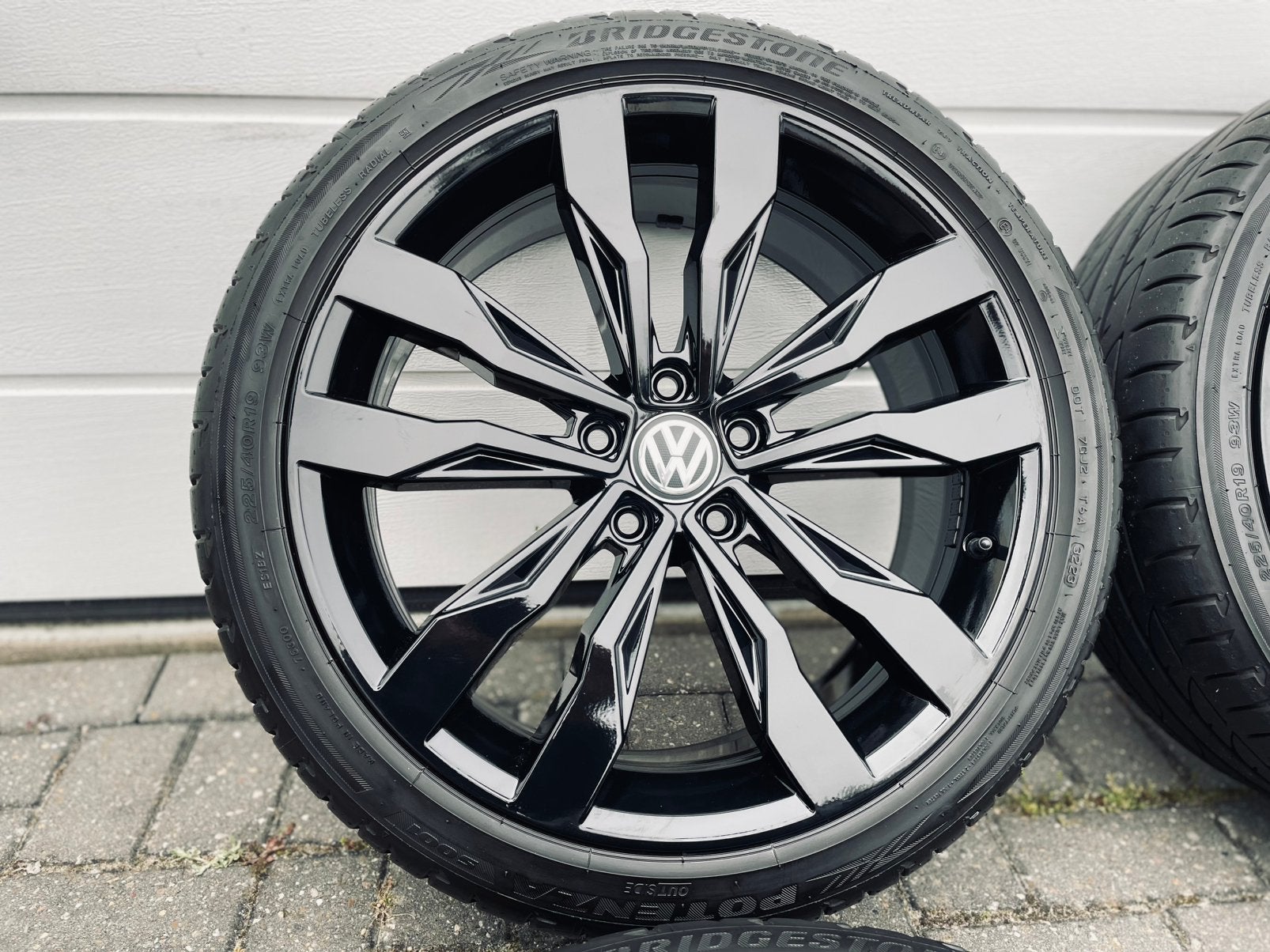 19 inch Originele VW T-Roc SUZUKA Velgen 225/40/19 5x112 !!!, 19 inch, Banden en Velgen, Ophalen of Verzenden, Zomerbanden