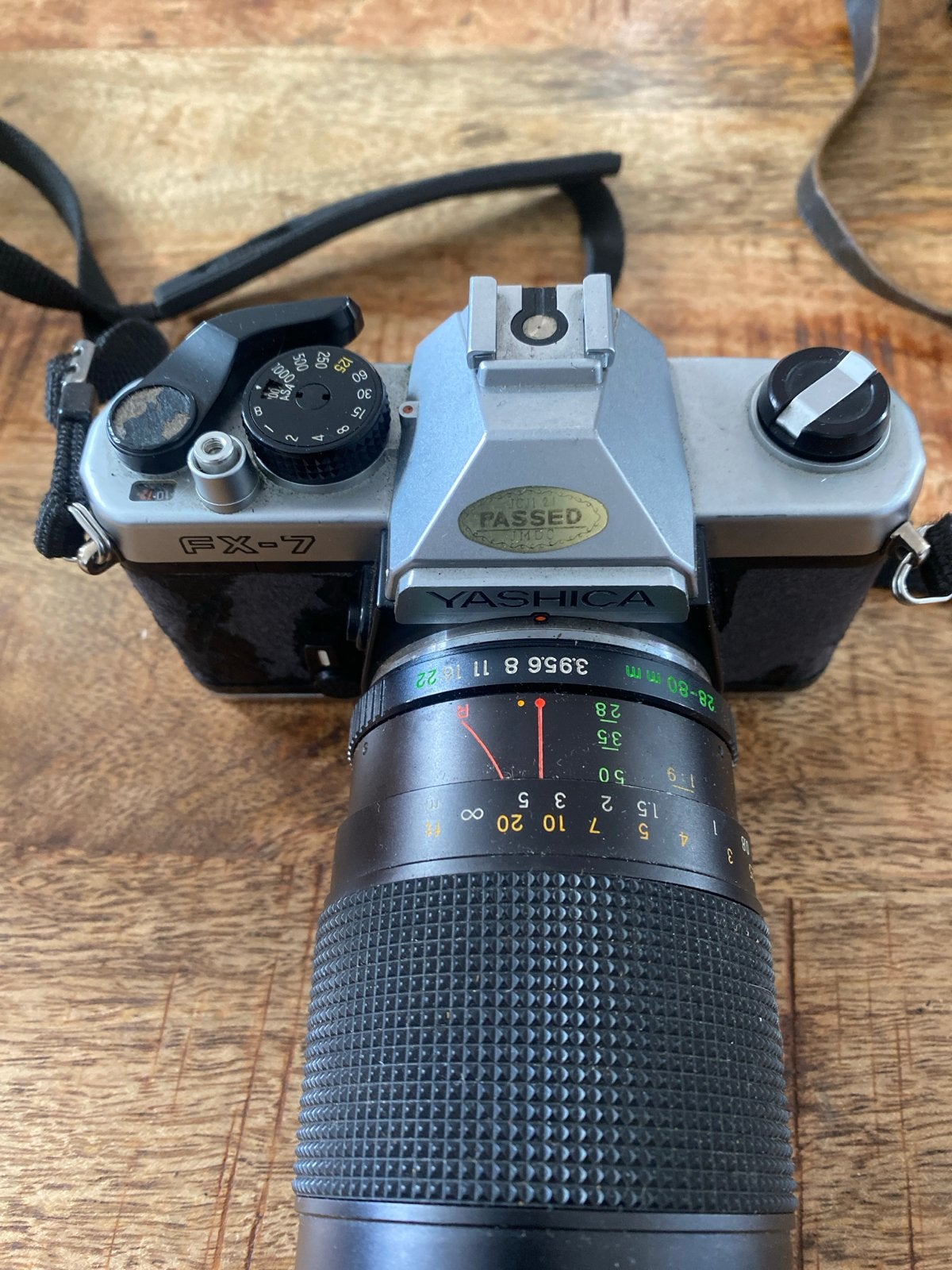 Yashica FX-7 Spiegelreflexcamera met 28-80mm Zoomlens, Ophalen of Verzenden, Gebruikt, Spiegelreflex, Overige Merken