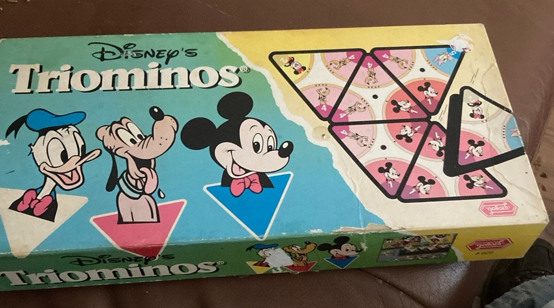 Disney's Triominos Bordspel - Vintage Mickey & Vrienden, Drie of vier spelers, Ophalen of Verzenden, Gebruikt