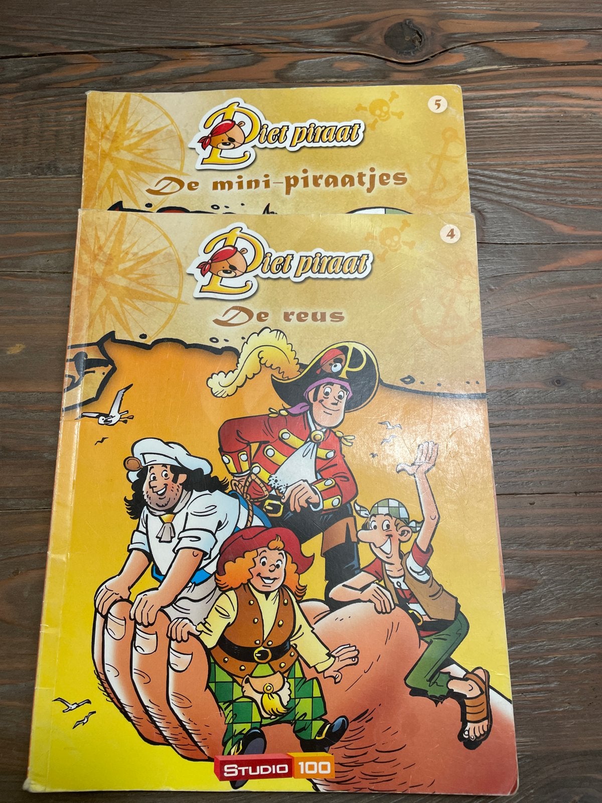 Piet Piraat Boekjes: De Reus & De Mini-Piraatjes (nr. 4 & 5), Ophalen, Gelezen, 3 tot 4 jaar