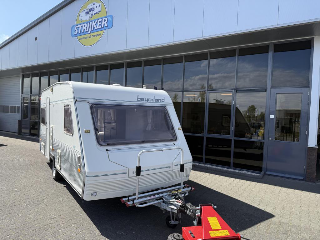 Beyerland Vitesse 495 4 pers. Tent + Luifel WC 850KG #koopje, Standaardzit, Bedrijf, 750 - 1000 kg, 4 tot 5 meter