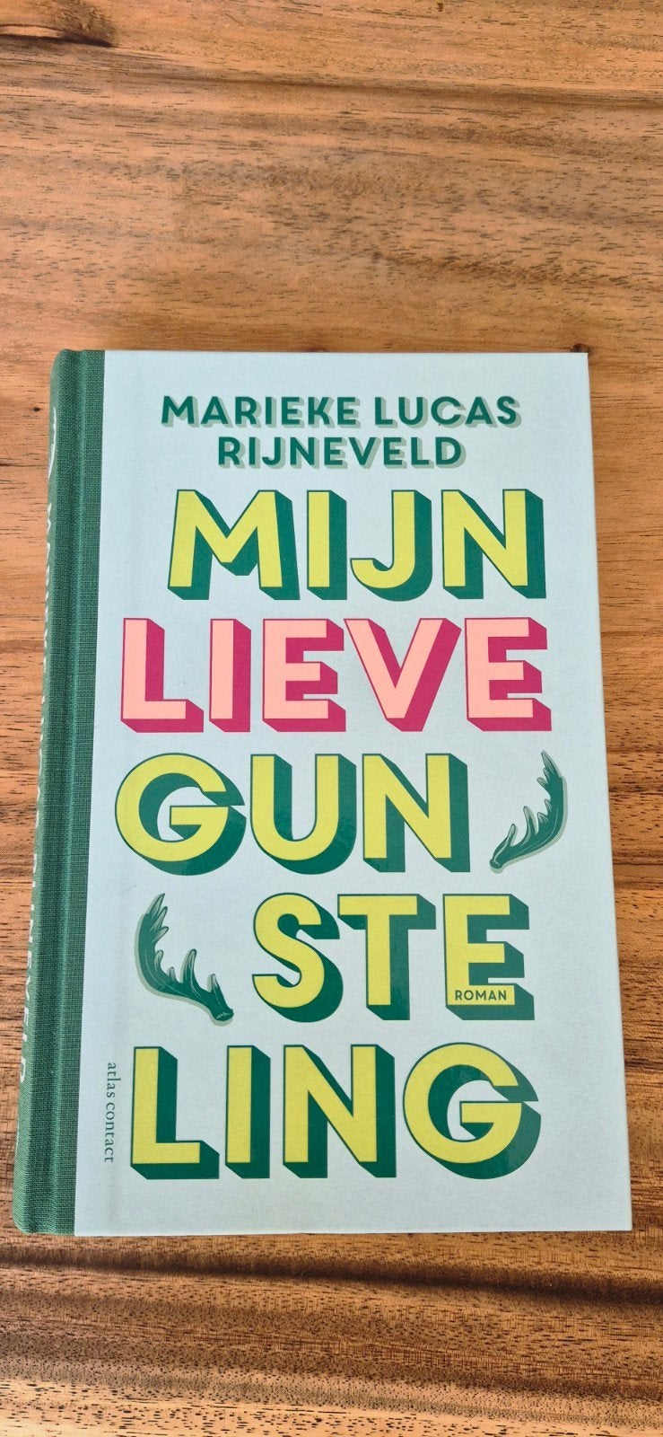 Mijn lieve gunsteling - Marieke Lucas Rijneveld, Ophalen of Verzenden, Zo goed als nieuw, Marieke Lucas Rijneveld, Nederland