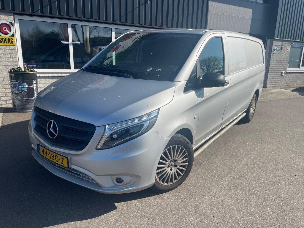 Mercedes-benz VITO 111 CDI EXTRA LANG Trekhaak Airco Cruise, Auto's, 4 cilinders, Electronic Stability Program (ESP), Bedrijf