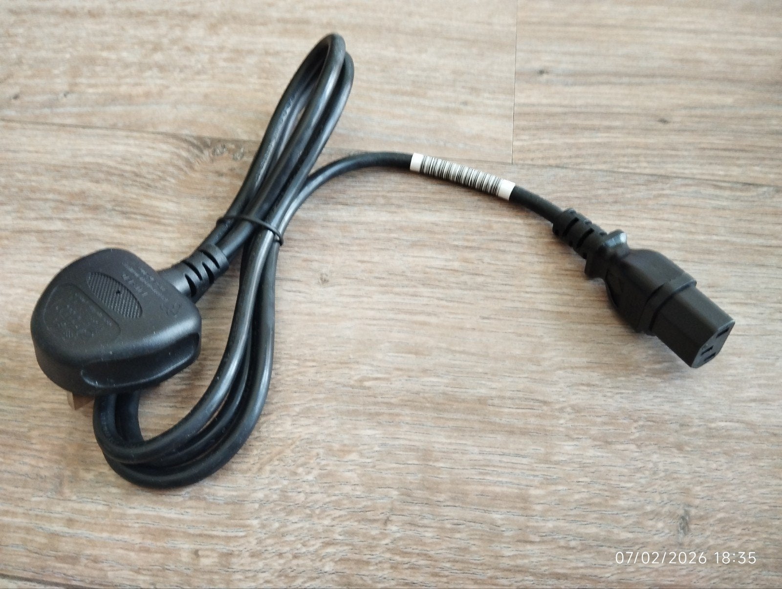 Stroomkabel met UK stekker en C13 connector, Ophalen of Verzenden, Gebruikt