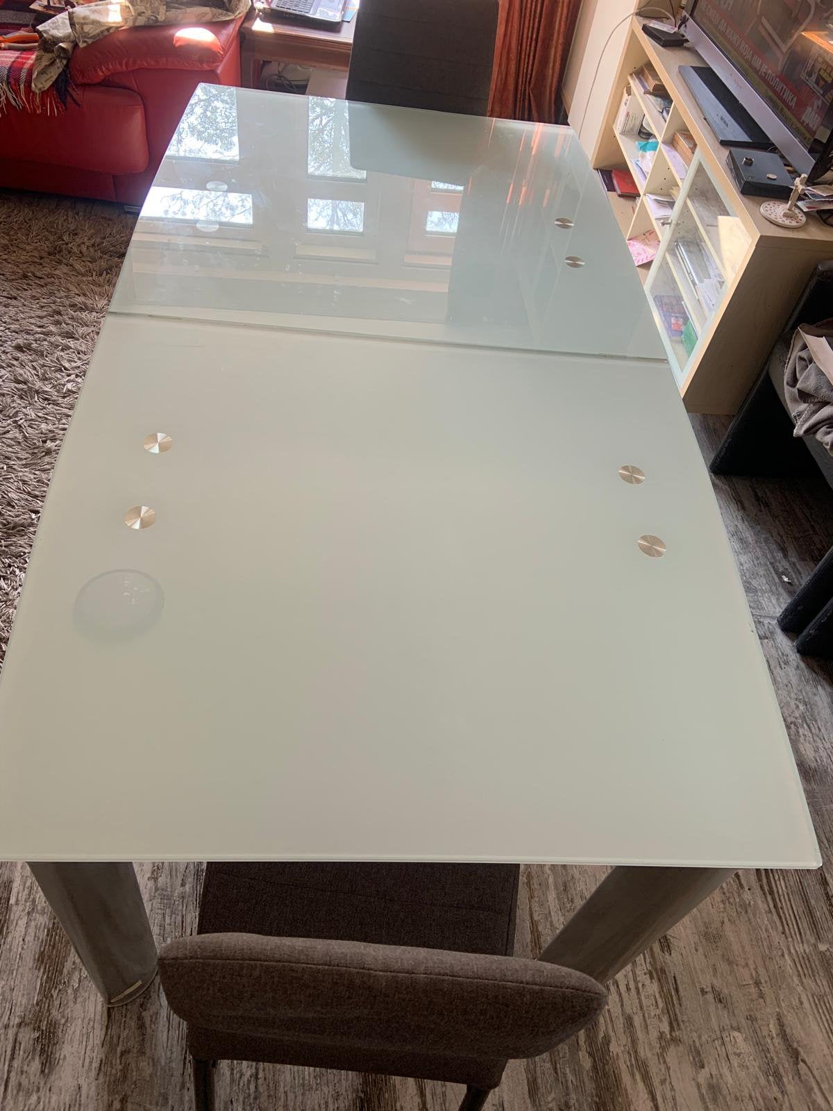 Eettafel met glazen blad, Huis en Inrichting, Tafels | Eettafels, Ophalen, 50 tot 100 cm, 150 tot 200 cm, Rechthoekig
