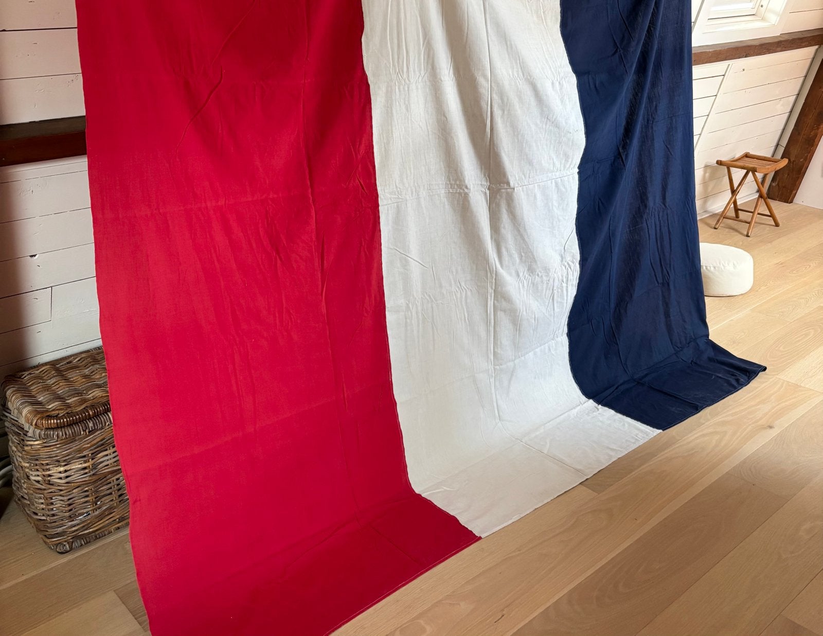 Grote antieke oude Nederlandse vlag met oranje vaandel, Diversen, Ophalen of Verzenden, Gebruikt