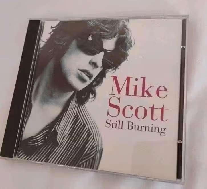 CD Mike Scott – Still Burning / 7243 8 57389 2 0, Ophalen of Verzenden, Zo goed als nieuw, Poprock, Album