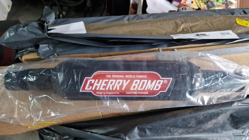 2x Cherry Bomb Demper 41mm & 45mm Aansluiting, Auto-onderdelen, Uitlaatsystemen, Ophalen of Verzenden, Nieuw, Universele onderdelen