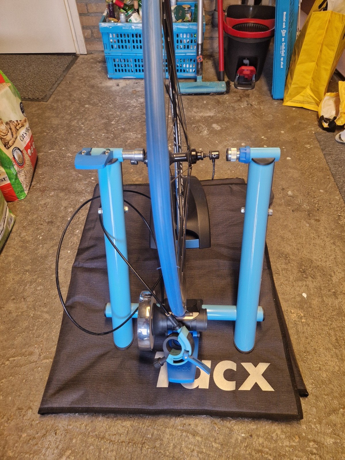 Tacx fiets trainer met trainingswiel, Ophalen