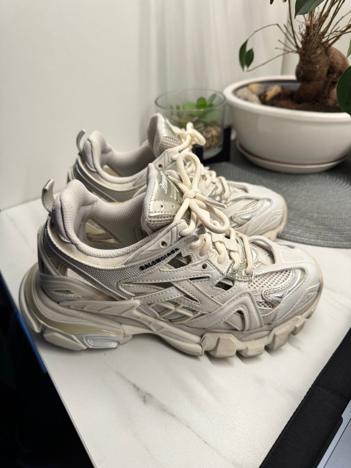 Balenciaga Track 2.0 Sneakers Wit Zilver, Ophalen of Verzenden, Gedragen, Wit, Sneakers of Gympen