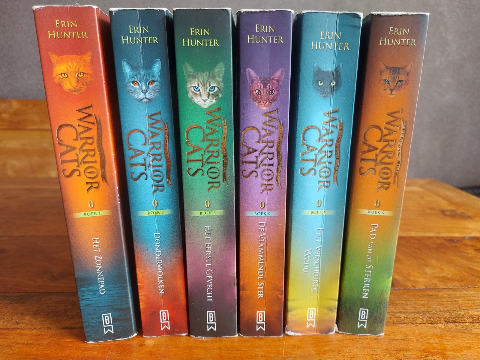 Warrior Cats Boekenset serie 0 - Deel 1 t/m 6 - Erin Hunter, Boeken, Ophalen of Verzenden, Gelezen, Erin Hunter, Fictie