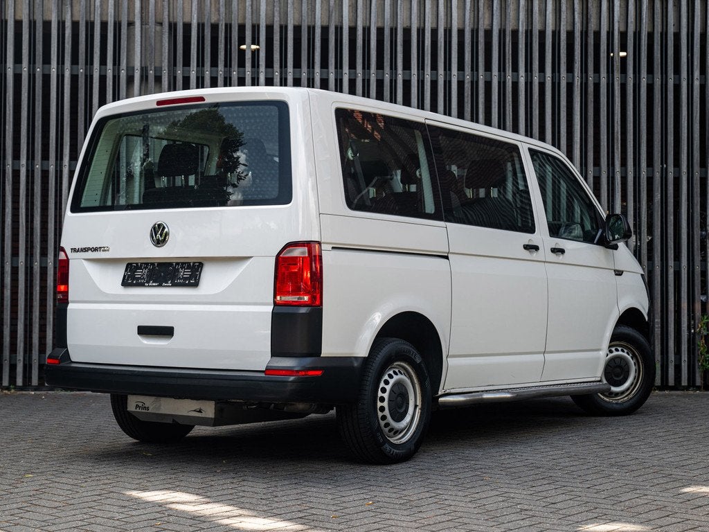 Volkswagen Transporter Kombi 2.0 TSi 150pk 9-Pers. L1 CNG |E, Auto's, Volkswagen, Voorwielaandrijving, Stof, Gebruikt, Euro 6