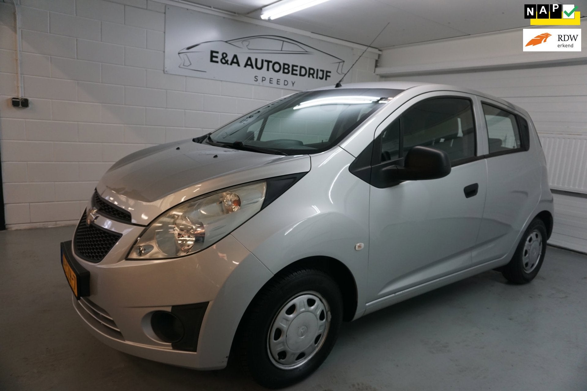 Chevrolet Spark 1.0 16V LS Bi-Fuel / AIRCO /MET NIEUWE APK, Auto's, Voorwielaandrijving, Euro 5, 4 cilinders, 68 pk