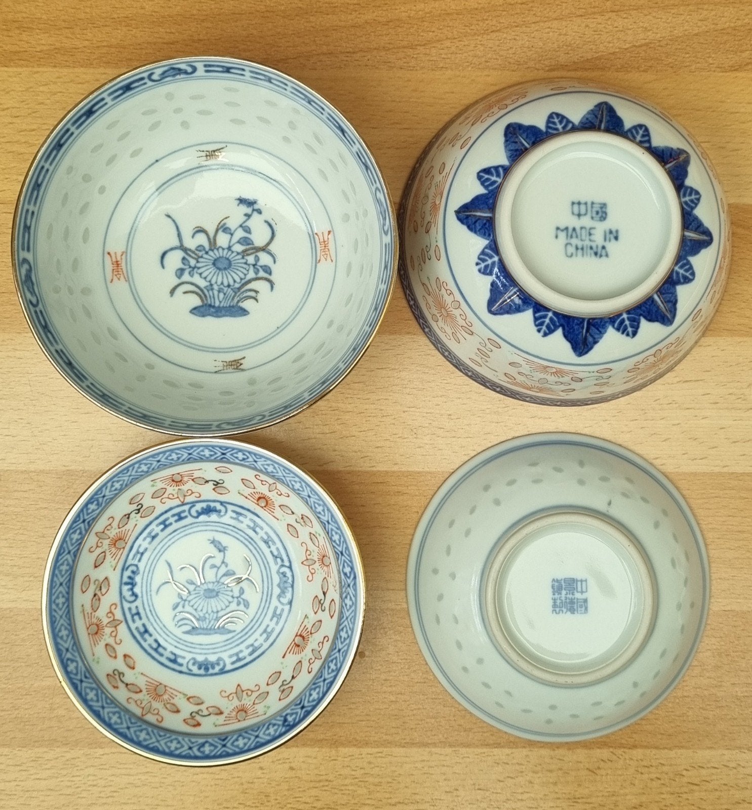 Set van 2 Chinese rijstkommen en 2 schoteltjes, Antiek en Kunst, Ophalen of Verzenden