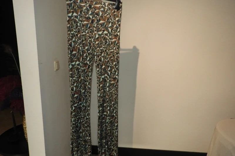 Elisabetta Franchi stretch broek sterren print kleur IT 42
