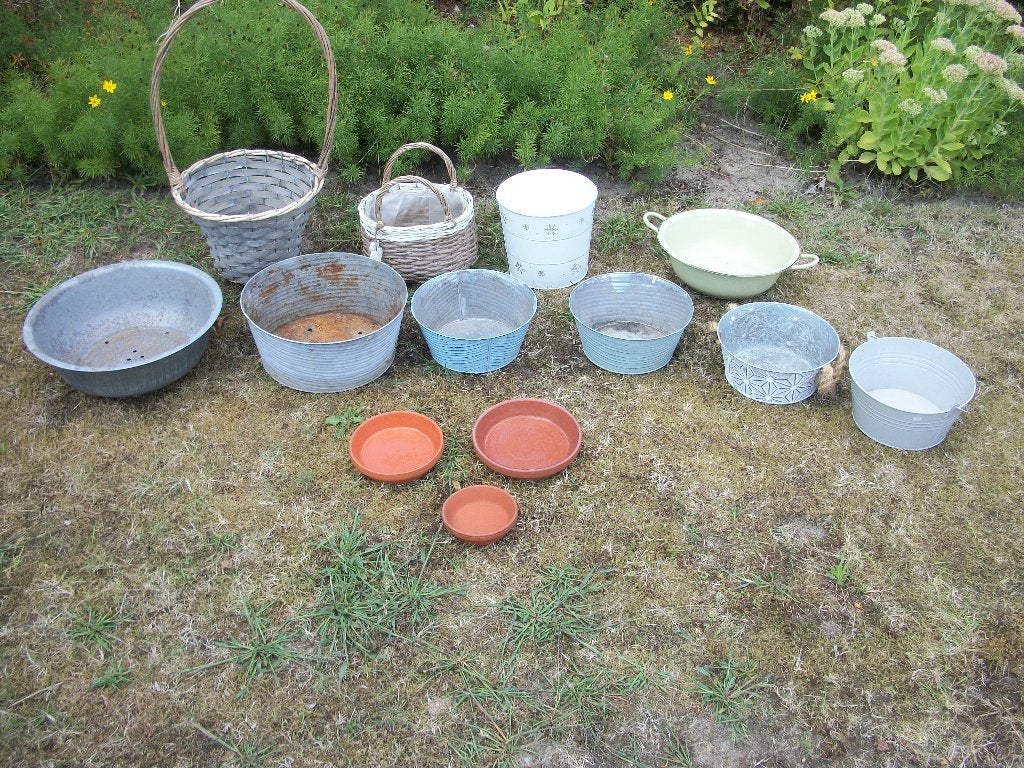 10 Planten Schalen metaal - rond 29 - hoog 12 cm - per stuk, Rond, Ophalen of Verzenden, Zo goed als nieuw, Metaal