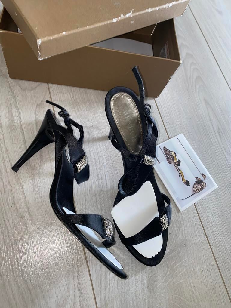 Mooie schattige schoenen in maat 41 van merk Menbur zgan, Ophalen of Verzenden, Zo goed als nieuw, Sandalen of Muiltjes