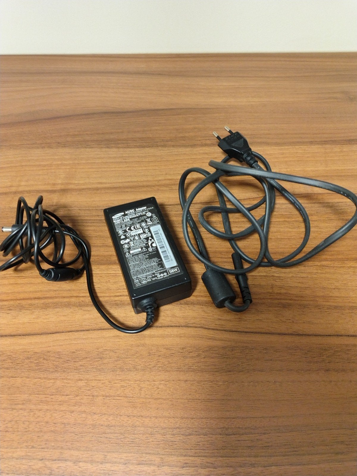 Samsung AC/DC Adapter 58W / Model: A5814_DSM / Plug: 5.5mm, Ophalen of Verzenden, Zo goed als nieuw, Samsung