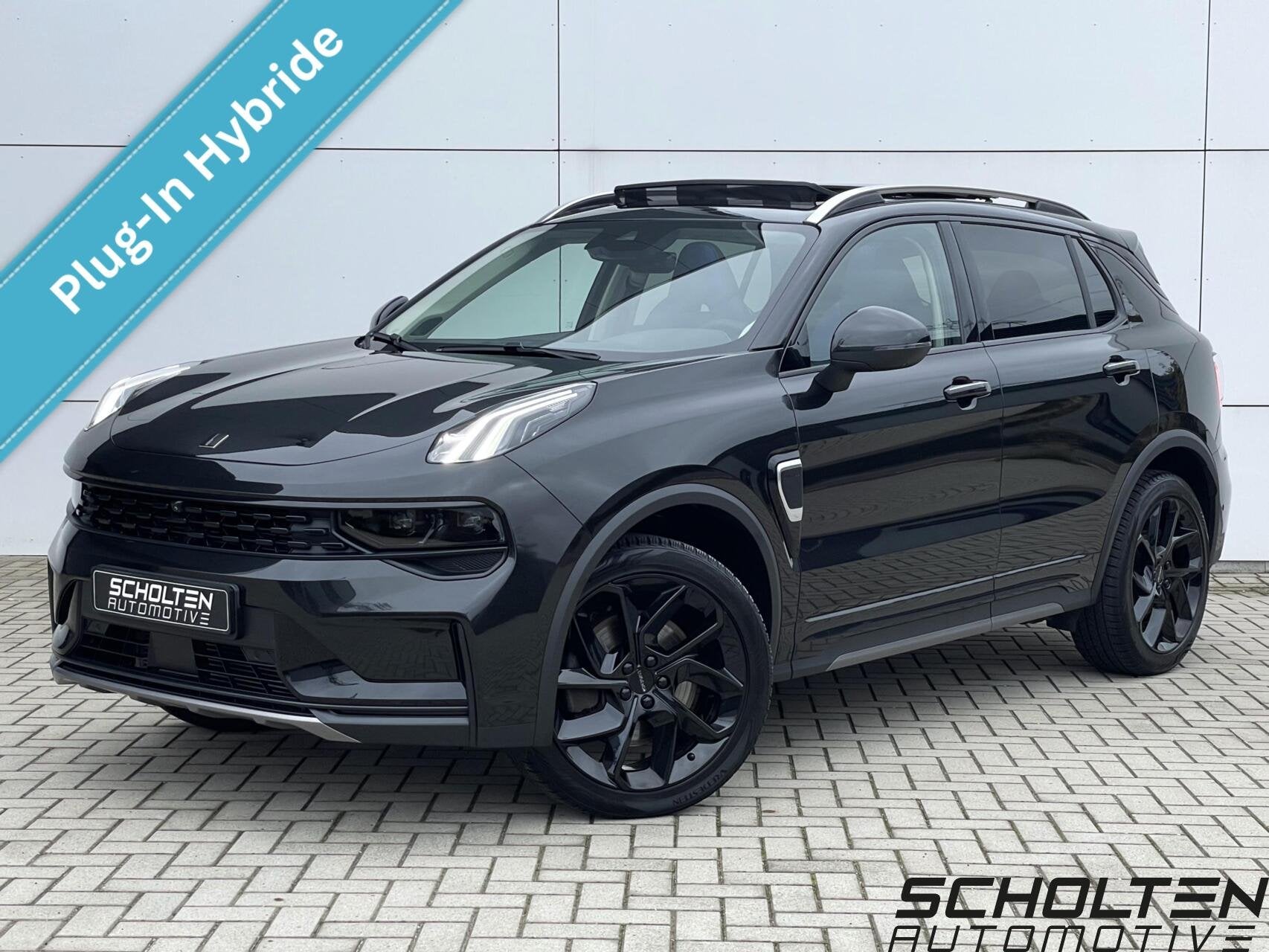 Lynk & Co 01 1.5 262 PK PHEV Full Black Pano CarPlay 360 Cam, Auto's, Dealer onderhouden, Stof, Zwart, Plug-in hybride