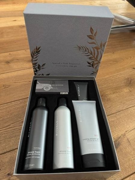 Verzorgingsset van Rituals voor mannen, 5 delig! Mooie doos!, Ophalen of Verzenden, Nieuw, Bad & Douche