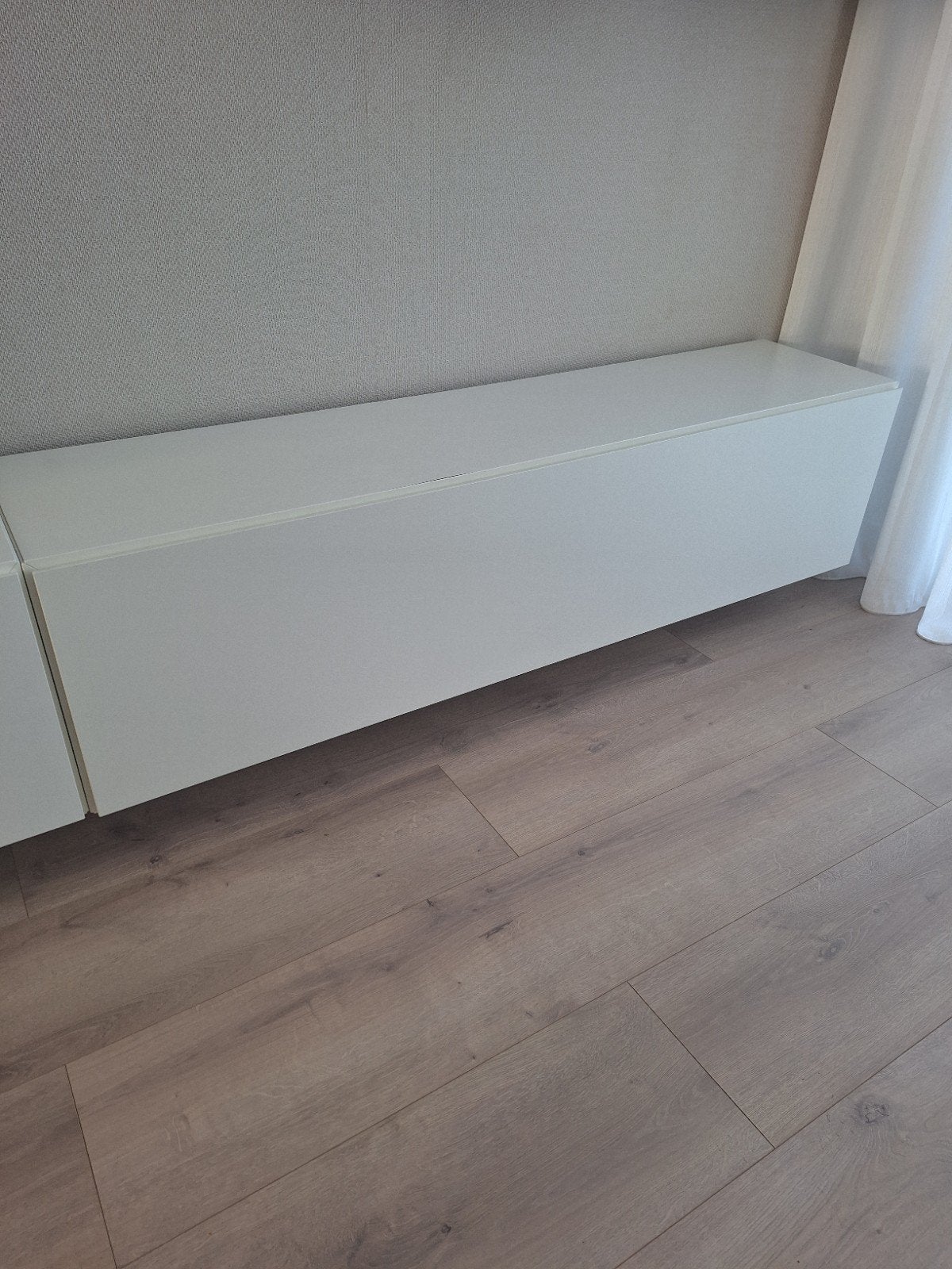 BoConcept Lugano dressoir en 2 wandkasten, Huis en Inrichting, Ophalen, Zo goed als nieuw
