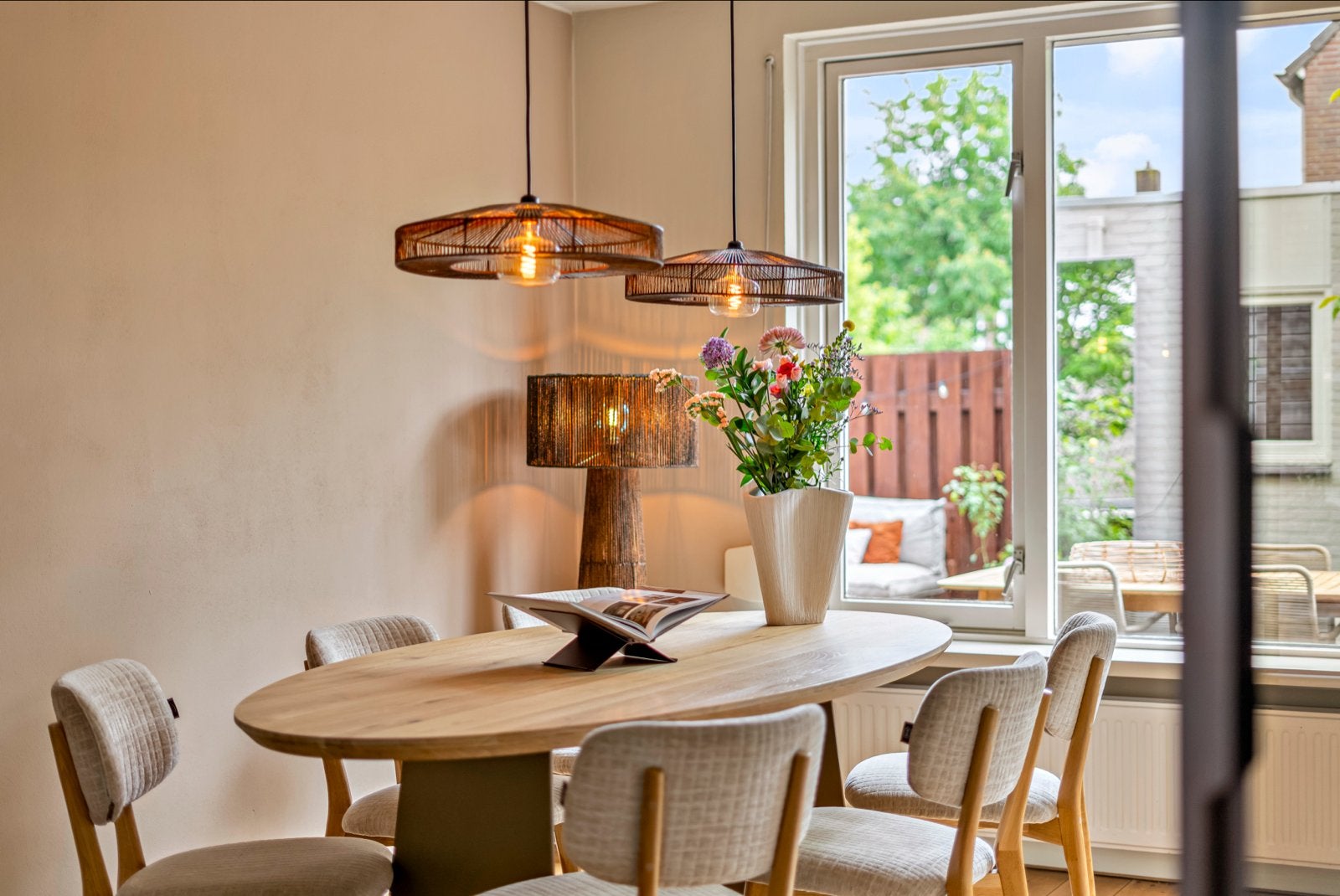 Unieke Eiken Eettafel met Stalen Poot 180x110cm, Huis en Inrichting, Tafels | Eettafels, Ophalen, 100 tot 150 cm, Eikenhout, Zo goed als nieuw