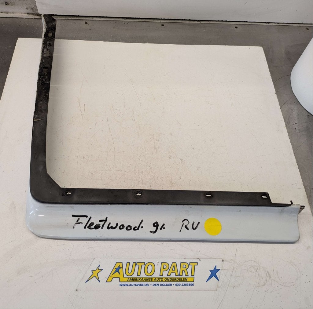 Cadillac Fleetwood Brougham voorbumper filler 1990-1992, Gebruikt, Info@gm.com, Ophalen of Verzenden, P.O. BOX 33170 Detroit, MI 48232-5170