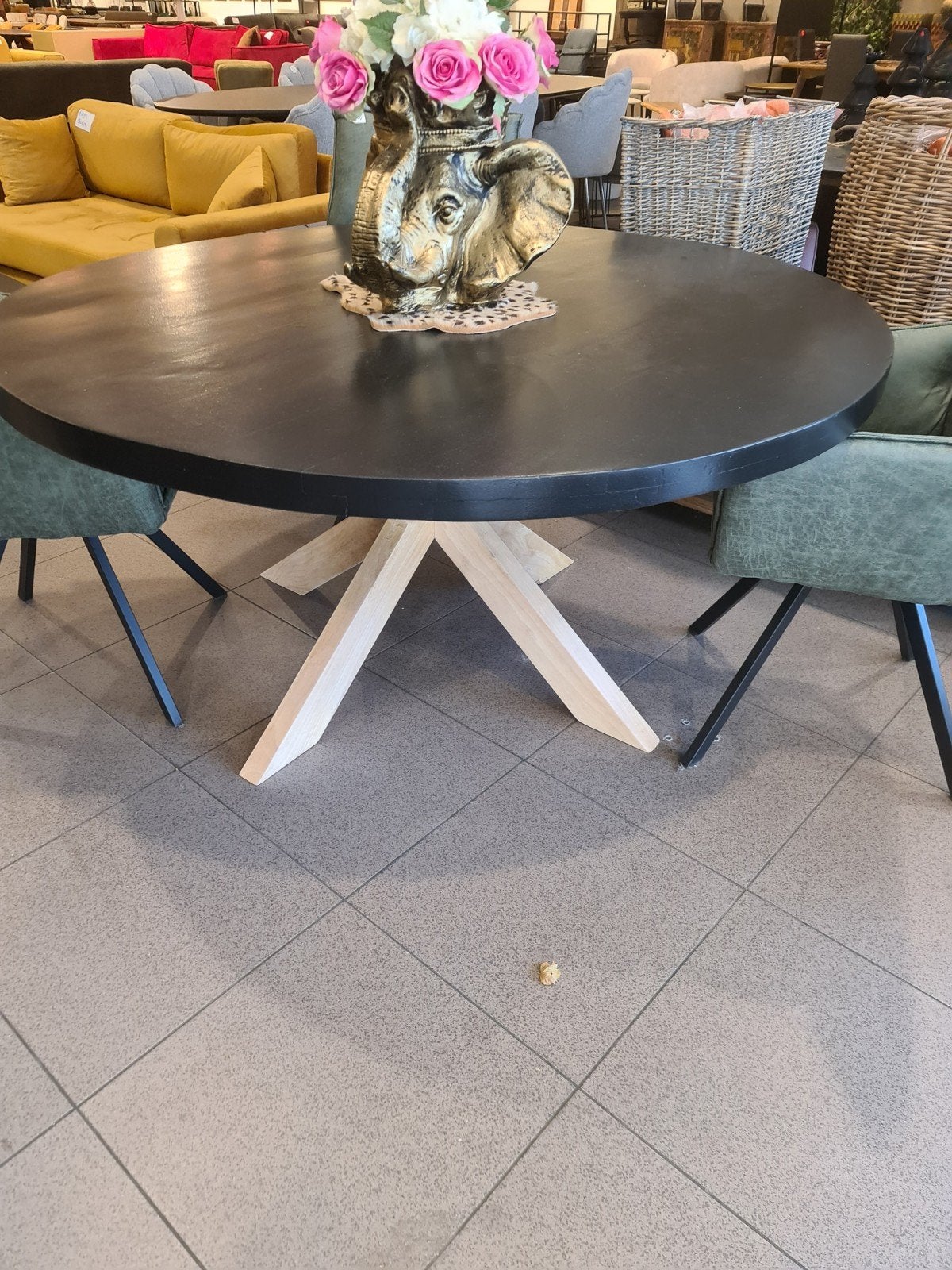 nieuwe eettafel rond 150cm zwart mango houten spinpoot €295, Ophalen, Hout, Meerkleurig, .