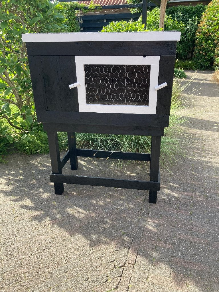 Konijnenhok met onderstel, Nieuw, 75 tot 110 cm, Ophalen, Minder dan 60 cm