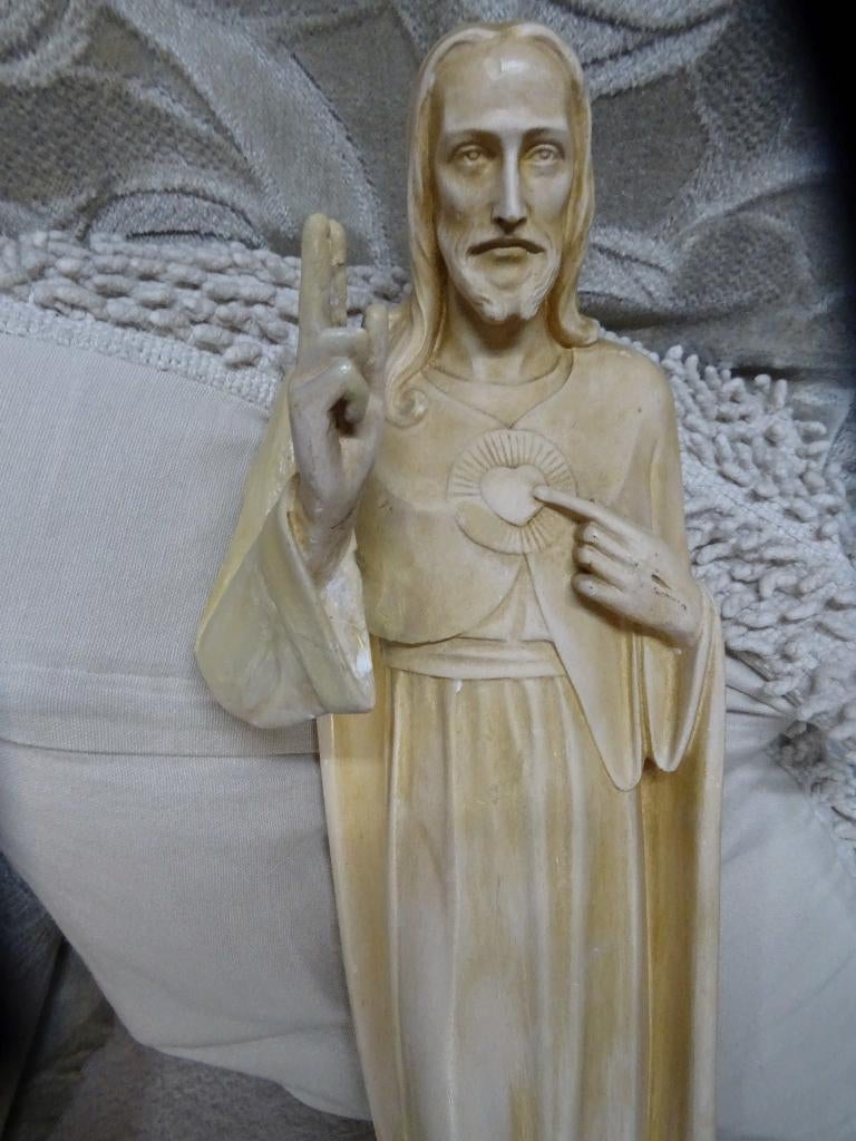 1026=Christus met het Heilig Hart, Paridon.    103, Antiek en Kunst, Antiek | Religie, Ophalen of Verzenden