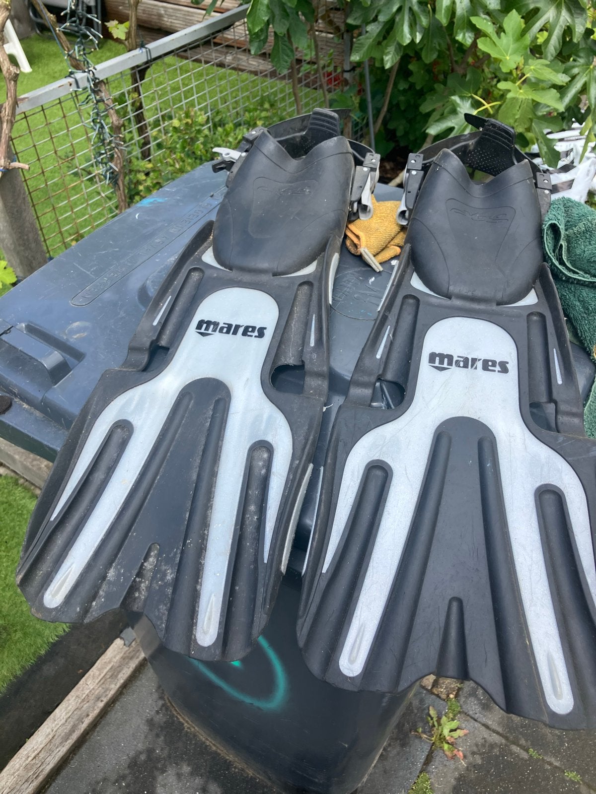 Mares Duikflippers - Zo goed als nieuw, Ophalen of Verzenden, Zo goed als nieuw, Zwem- of Duikvliezen