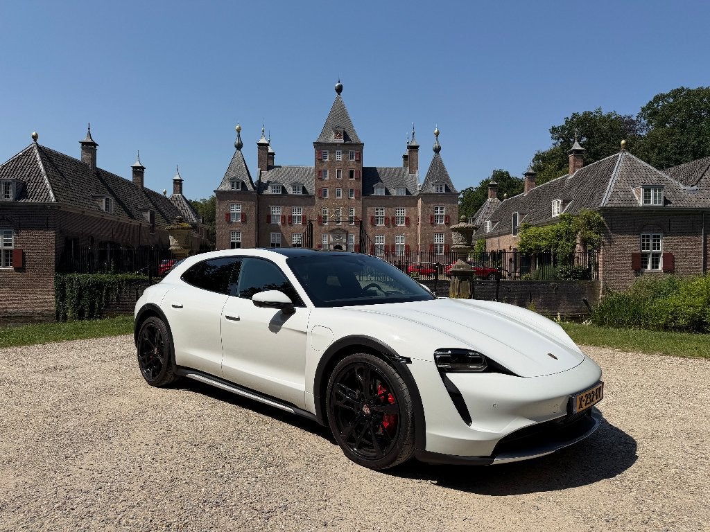 Porsche Taycan Cross Turismo 4S 93 kWh 571 PK | Btw Auto! |, Auto's, Porsche, Automaat, 2220 kg, Zwart, Lichtsensor