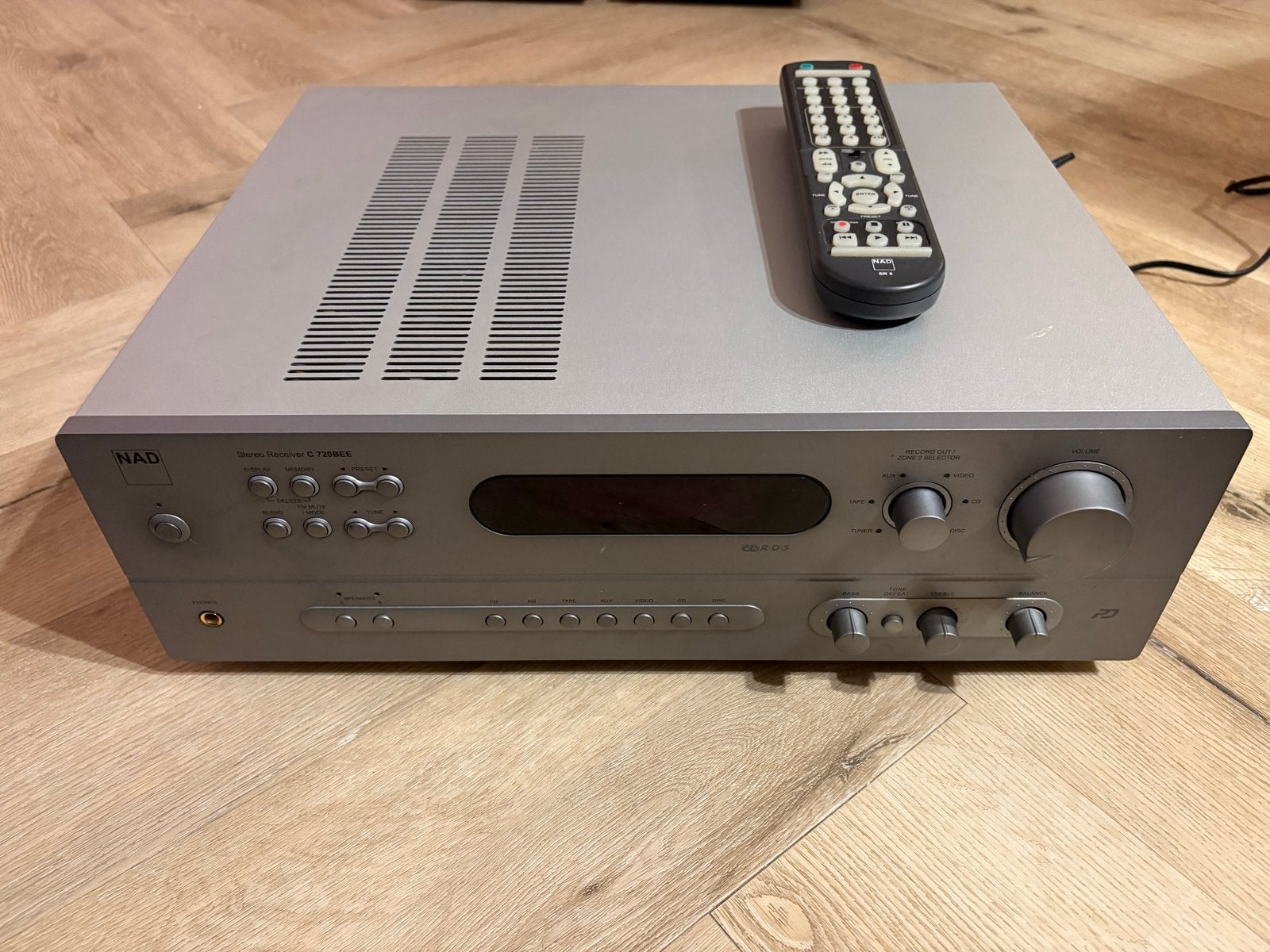 NAD C 720BEE Stereo Receiver met afstandsbediening, Gebruikt, 60 tot 120 watt, Stereo, Ophalen