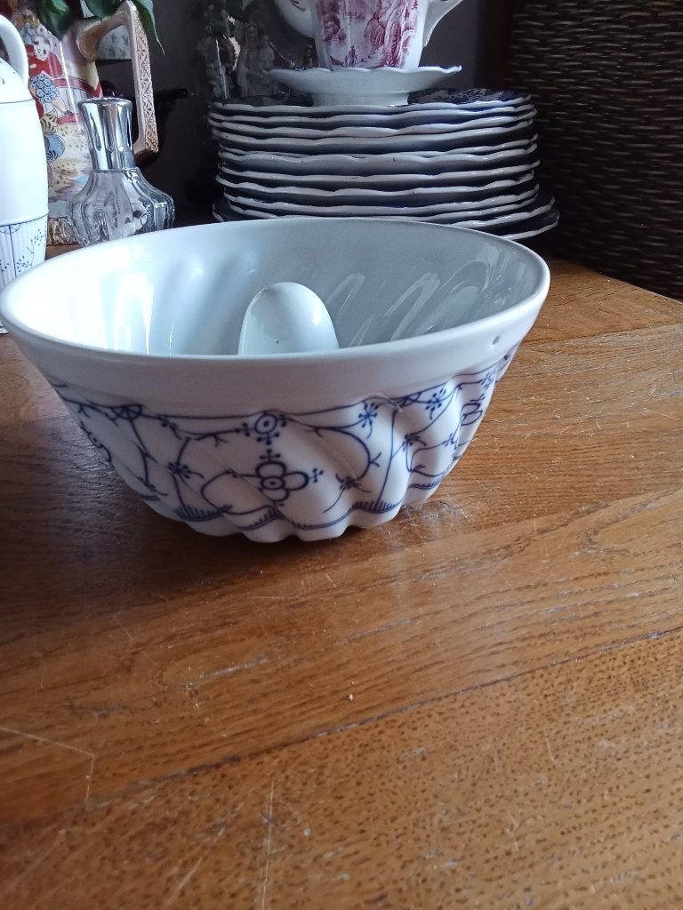prachtige gave tulband vorm van aardewerk sax motief, Antiek en Kunst, Antiek | Servies los, Ophalen of Verzenden
