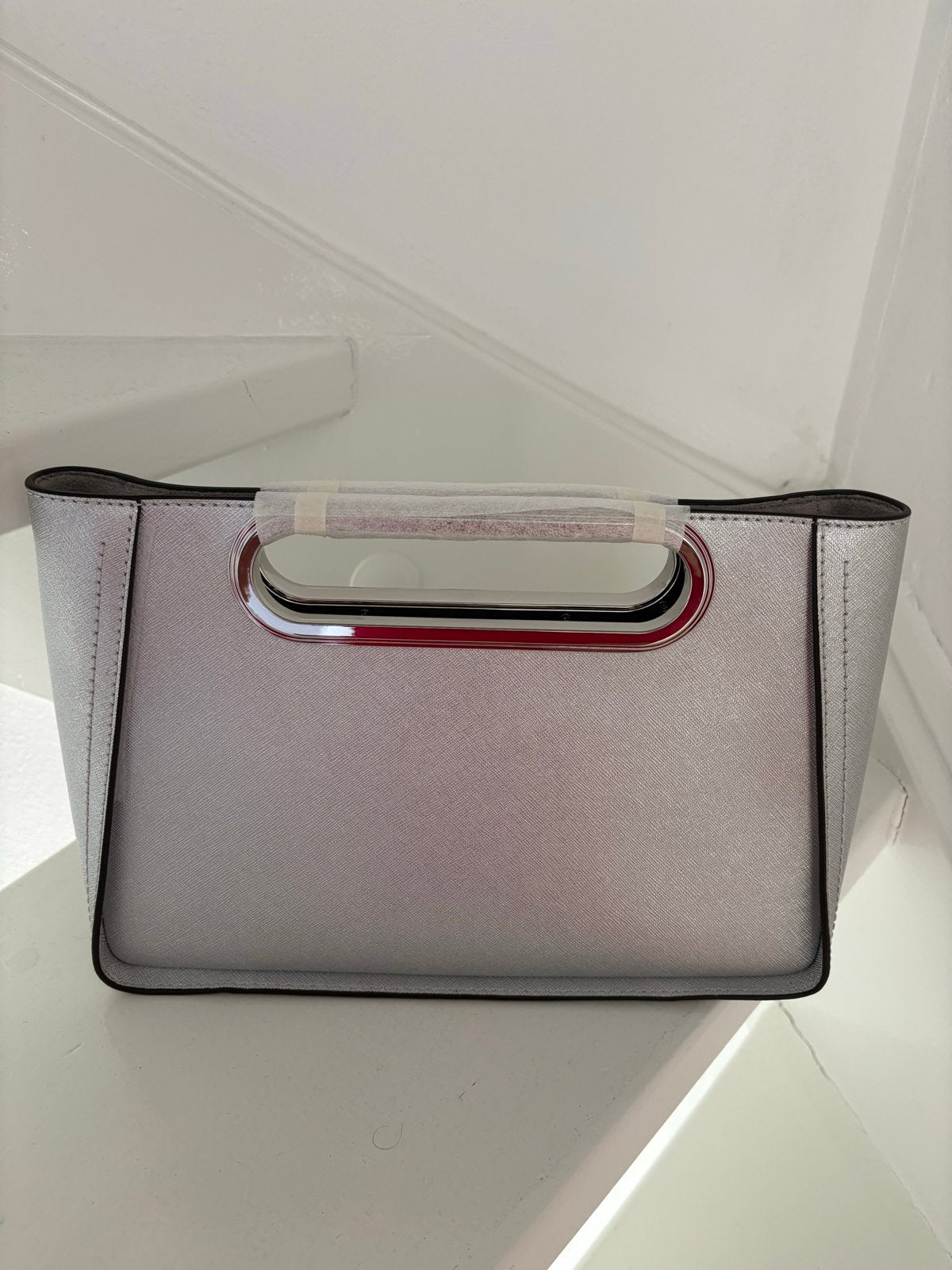 Michael Kors Chelsea Clutch Zilver - Nieuw met label, Sieraden, Tassen en Uiterlijk, Ophalen of Verzenden, Nieuw, Overige kleuren