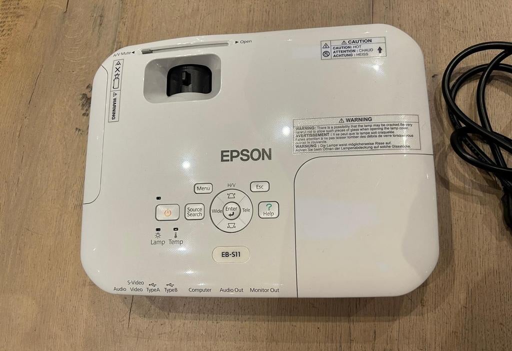 Epson EB-S11 Beamer - Ideaal voor Thuisbioscoop/Presentaties, Audio, Tv en Foto, Beamers, Zo goed als nieuw, LCD, Overige resoluties