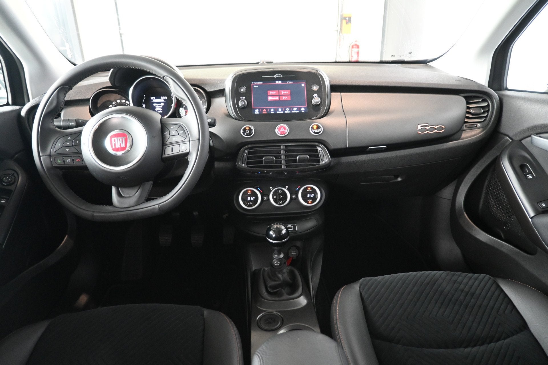 Fiat 500X Cross 1.4 Turbo MultiAir S-Design Cross Navigatie, Voorwielaandrijving, Gebruikt, 4 cilinders, Met garantie (alle)