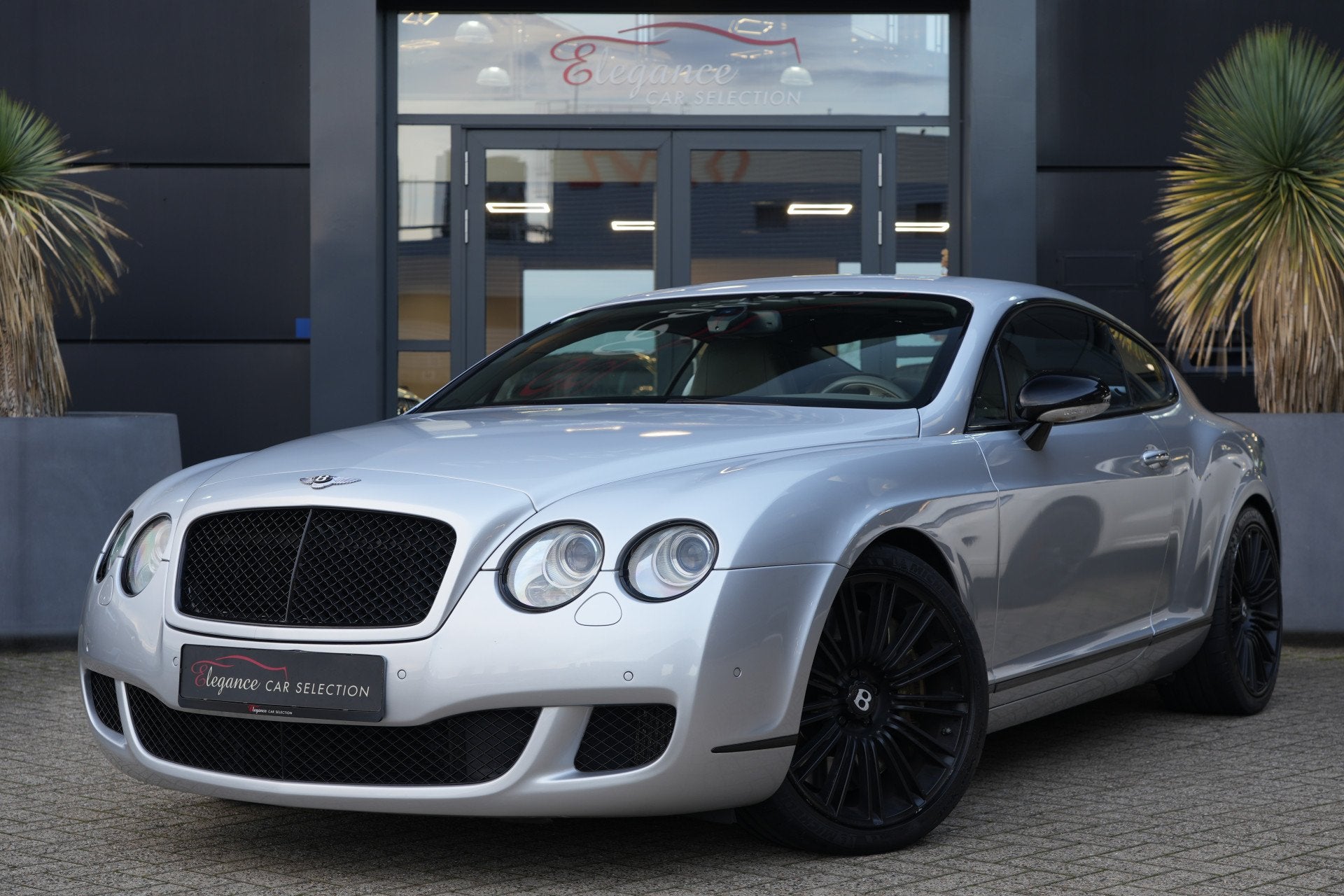 Bentley Continental GT 6.0 W12 Speed 612pk Stoelverwarming/L, Auto's, Bentley, Automaat, Beige, 12 cilinders, 2325 kg