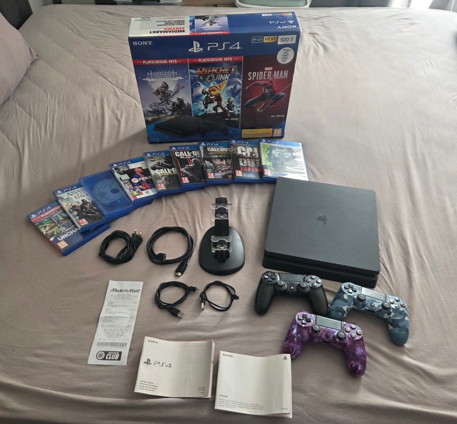 PS4 Slim 500GB - 3 controllers - 9 games - originele doos, Ophalen, Met 3 controllers of meer, Slim, 500 GB