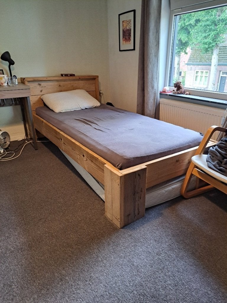 Steigerhouten bedden 200 x 90 cm (2 st.), Ophalen, Gebruikt, 90 cm, Eenpersoons