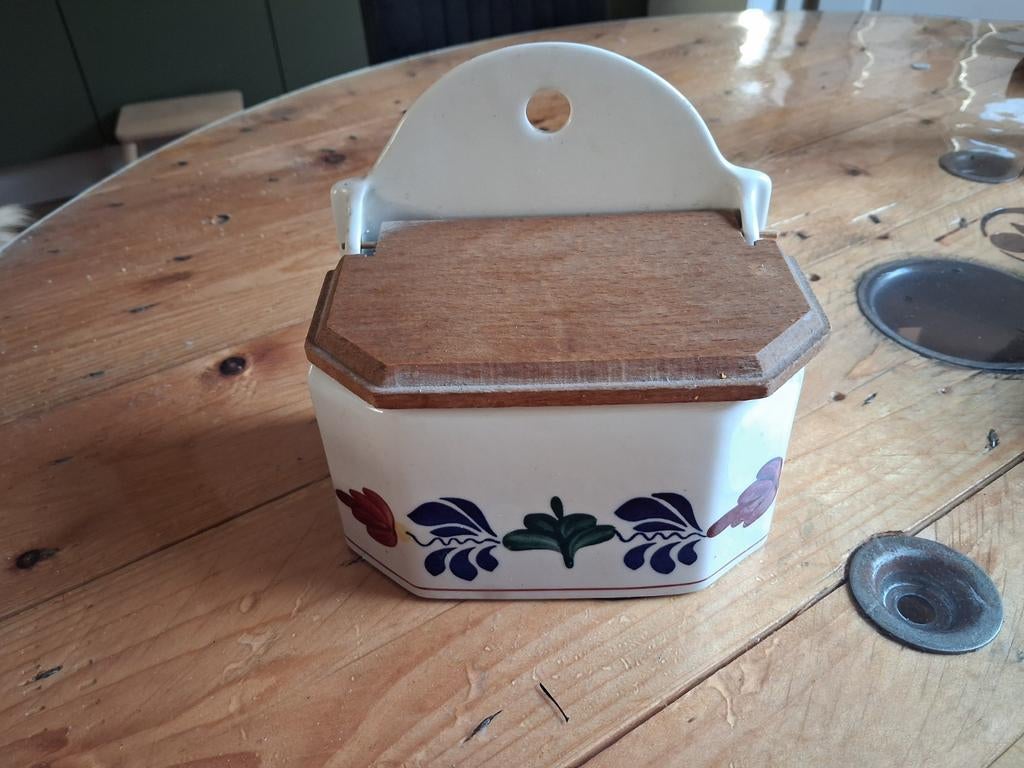 Boerenbont zoutpot met houten deksel, Ophalen of Verzenden